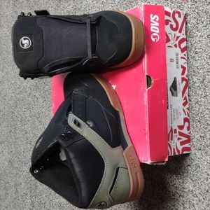 listing-status-banner